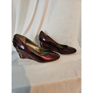 Bandolino Heels Womens 9 M  Wedge Slip On Wine Color‎ Faux Leather Round Toe